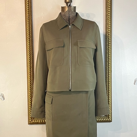 Nine West skirt suit with blazer medium - Picture 5 of 7